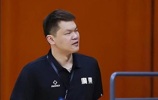 如意体育官方平台-朱芳雨羡慕首钢队豪华阵容,深圳队回应球队欠薪传闻